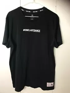 DWYANE WADE MEN'S XL BLACK T-SHIRT GRAPHIC - Picture 1 of 4