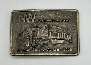 VINTAGE Belt buckle Norfolk and Western 1977 System Safety Award - Picture 1 of 7