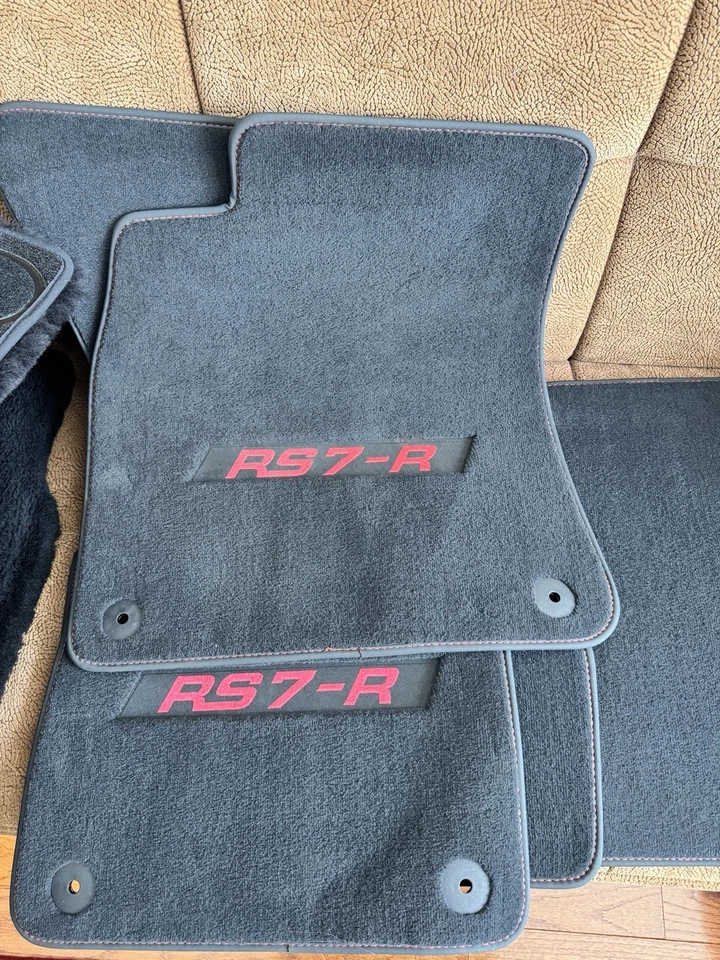 Alfombrillas originales audi rs 7 Foto 1 de 4