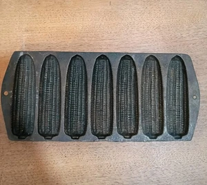 Vintage Gusseisen Cornstick Pfanne 7 Stück Maisbrot Pfanne C Stempel am Griff - Bild 1 von 11