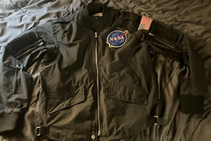 Chaqueta de vuelo Red Canoe NASA - grande/carbón - Imagen 1 de 10
