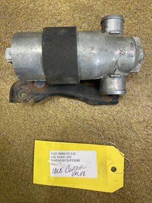 97-06 BMW 318i 525i 528i X3 X5 Válvula de control de aire de ralentí B33 Foto 1 de 3