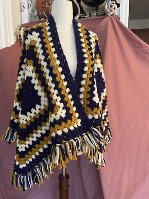 Chal de ganchillo de punto grueso vintage con borlas (talla única) Foto 1 de 4