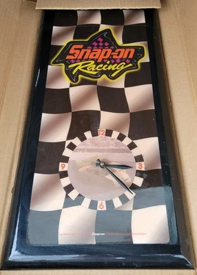 Reloj de pared Snap-On Racing bandera a cuadros 1999 cueva nuevo en caja nuevo en caja 23x11 Foto 1 de 4