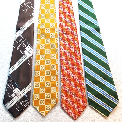 Lote 4 Corbatas Nuevas De Colección Años 70 Hombres Poly Loper Wembley Desmond Marrón Dorado Rojo Verde Foto 1 de 4