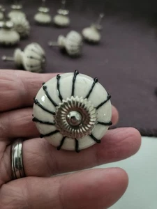 Set Of 12 Ceramic Door Pulls/pre Owned - Imagen 1 de 5