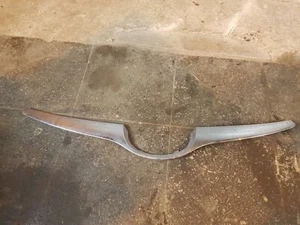 Hyundai i40 1.7crdi Estate 2011-15 vorne Stoßstange oben Mitte Grill Chromverkleidung - Bild 1 von 5