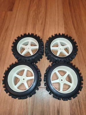 FG Reifen Mammoth Supergrip Gelände Hinten M - Vorne H V-Pin - 18mm Viekant - Bild 1 von 4