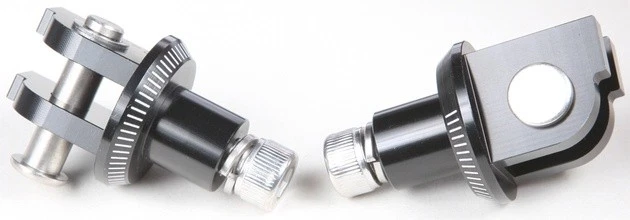 Adaptadores de montaje de estriba de controlador Puig para estriberas Puig #6457N para Yamaha R1/R6/R1M Foto 1 de 1