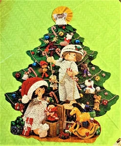Hallmark Christmas Tree-Shaped Jigsaw Puzzle 500+ Pieces OutLines  30" Tall - Bild 1 von 7