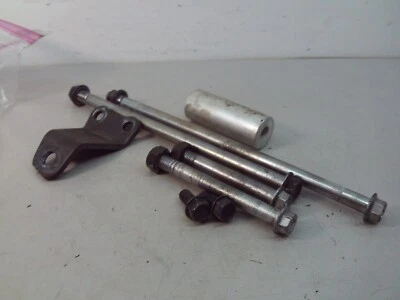 Pernos de montaje del motor K211 para Kawasaki ZZR600 2005-2008 Foto 1 de 4