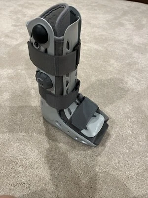 DJO Donjoy Aircast AirSelect Standard Walking Brace Boot X-Small - Image 1 of 4