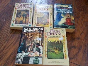Lot of 5 Katherine Kurtz paperbacks, The Harrowing of Gwynedd, The Quest for Sai - Picture 1 of 1