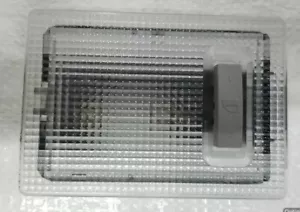 VAUXHALL CORSA D, ASTRA H INTERIOR ROOF COURTESY LIGHT PART No GM 13126729 - Picture 1 of 3