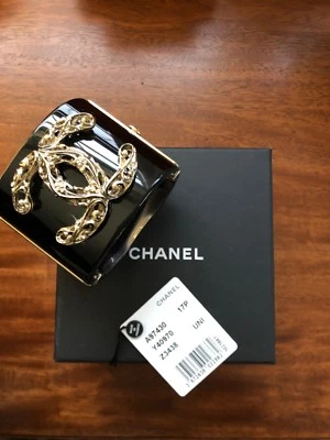 Brazalete Chanel Acrílico Bronceado Oro y Cristal Doble Strass 17P Raro Foto 1 de 4