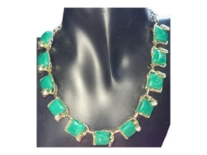 Vintage Jewelcraft by Coro Green Thermoset Lucite Square Necklace - Picture 1 of 6