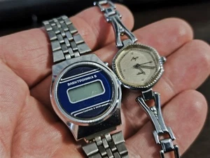 Electronika /Luch Vintage watches Women Quartz Soviet set of 2 USSR doesn't work - Picture 1 of 18