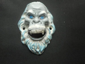 Yeti Abominable snowman iron face bottle opener - Bild 1 von 2