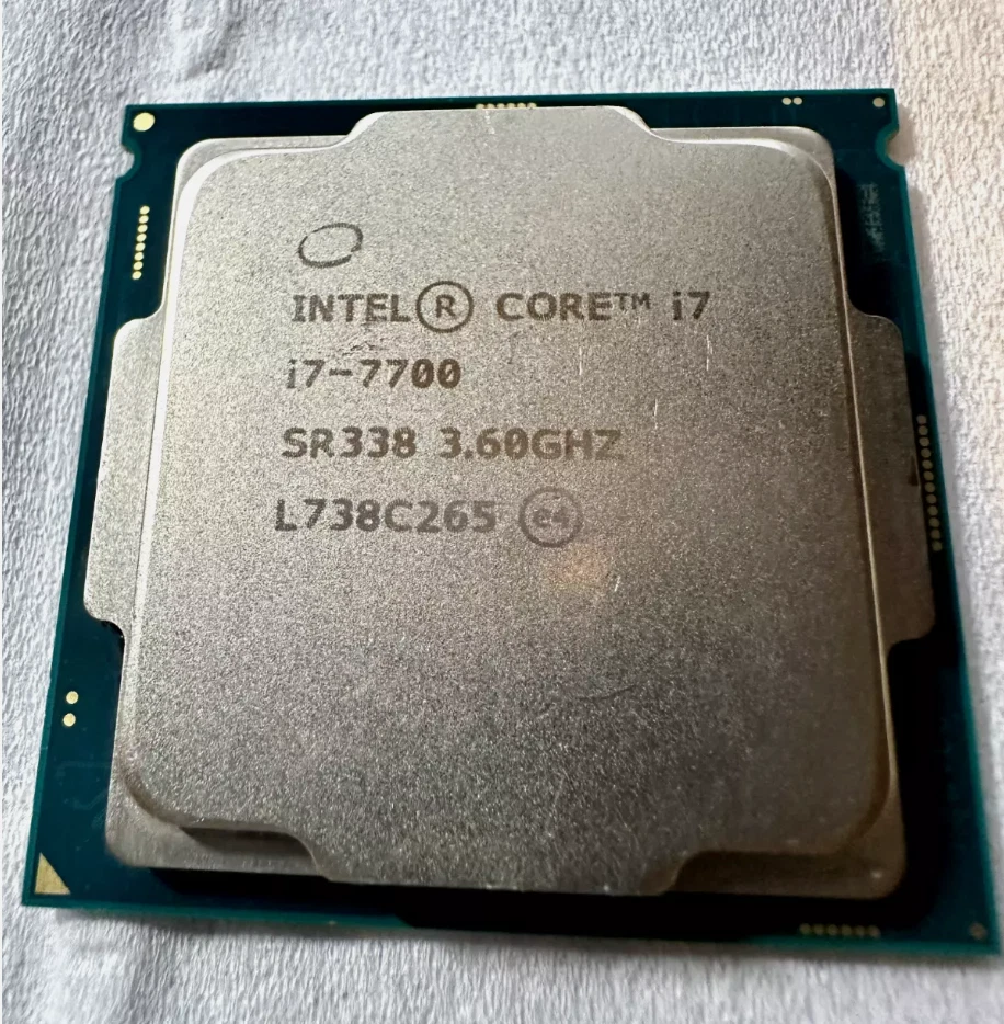 Intel Core i7 7700 SR338 LGA1151 3.6 - 4.2 GHz CPU Processor Quad Core Kaby Lake - Image 1 of 1