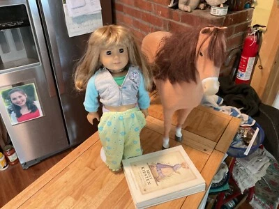 Muñeca American Girl Kirsten un caballo y con su juego completo de libros. Foto 1 de 4