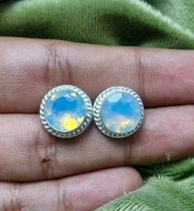 Feuriger Opal Edelstein Ohrstecker in 925 Sterling Silber funkelndes Geschenk für Damen - Bild 1 von 7