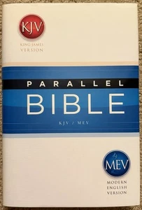 KJV/MEV Parallel Bible: King James Version / Modern English Version Hardcover DJ - Imagen 1 de 3