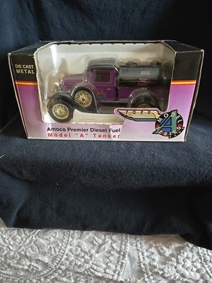 Amoco Model A Tanker  Bank - Image 1 of 4