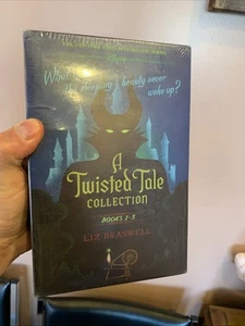 NEW A Twisted Tale Collection: A Boxed Set PAPERBACK – 2018 by Liz Braswell - Picture 1 of 3
