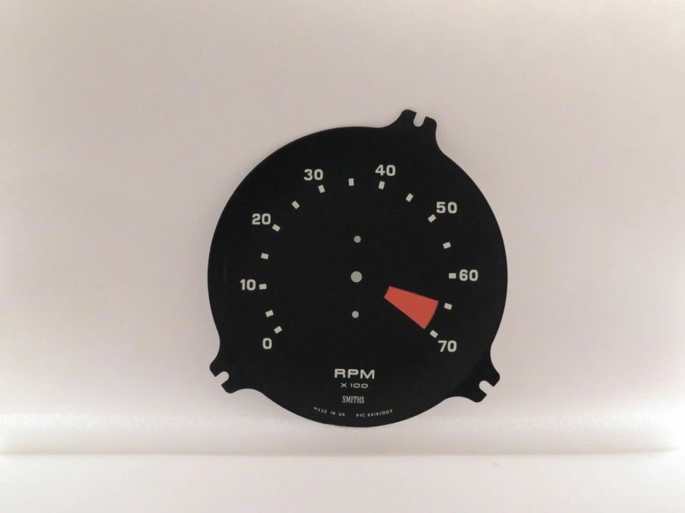 Placa frontal de esfera de tacómetro Smiths para Triumph TR7 02/1975-03/1981 RVC6419/00 Foto 1 de 3