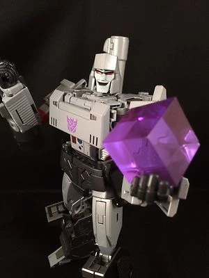 Masterpiece Scale Energon Cubes - Dark Energon Purple - Image 1 of 4
