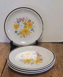 4 Casual Elegance Hearthside Stoneware 7 7/8" Salad Plates JAPAN - Picture 1 of 4