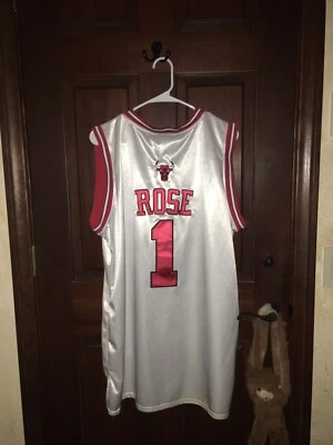 Camiseta de basquete masculina Adidas Derrick Rose Bulls NBA tamanho 52 - Imagem 1 de 4