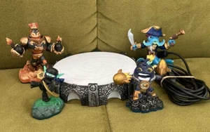 Skylanders Portal of Power Swap Force Kabelgebunden Mit 4 Figuren - Bild 1 von 2
