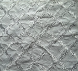 Kravet 32670 Designer Fabric Remnant 24"x24" - Picture 1 of 3