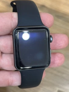 Apple Watch Series 3 – 42 mm – Space Gray – gebrauchter Zustand + Ladekabel  - Bild 1 von 4