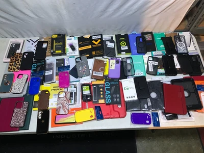LOT OF 78 PHONE CASES, IPAD CASES, KINDLE CASES, PROTECTIVE SCREENS, OTTERBOX - Image 1 of 4