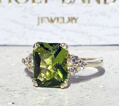 6.30 Ct Emerald Cut Natural Peridot & Diamond Wedding Ring 18K White Gold Size 7 - Image 1 of 4