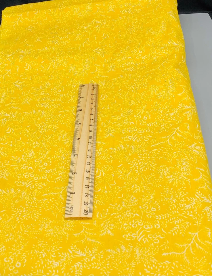 VTG BRIGHT YELLOW FOLIAGE WHITE FLOWERS CALICO BLENDER FABRIC lt orange accents - Image 1 of 1