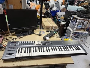 Roland Edirol PCR-800 MIDI Controller Keyboard - Not Fully Tested - Picture 1 of 21