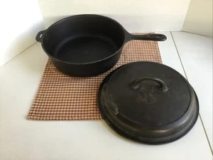 Wagner #8 Unmarked Deep Cast Iron 10 1/2" dia. Chicken Fryer Skillet (B) w/ Lid - Picture 1 of 11