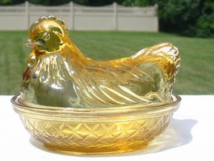 Vintage Amber Glass Hen on a Nest Covered 4.5" Candy Dish Bowl Chicken Basket - Picture 1 of 6