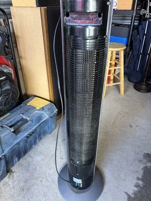 Tower Fan with Remote Control Panel – Oscillation, 3 Speeds, Timer – Works Great - Image 1 of 4