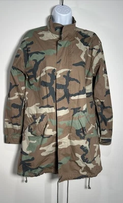 Zara Mujer Parka Camuflaje Militar Chaqueta Ejército Sin Forro Talla Pequeña Cremallera Completa Foto 1 de 4