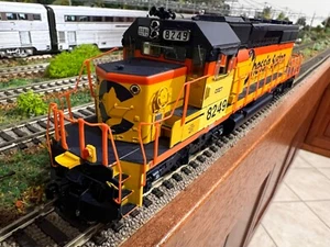 ScaleTrains Rivet Counter - EMD SD40-2 - CSX Transportation # 8249 DCC Sound - Photo 1/22