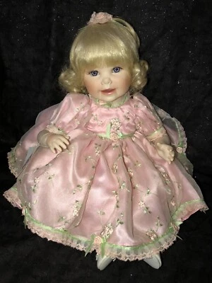 Muñeca Marie Osmond 12” “Queen Elizabeth” 2002 LE Coming Up Roses LE COA Foto 1 de 4