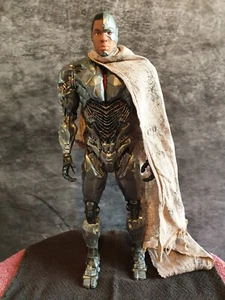 Customised Cyborg Figure Batman V Superman 19 Inch Figure With Tattered Robe - Picture 1 of 5