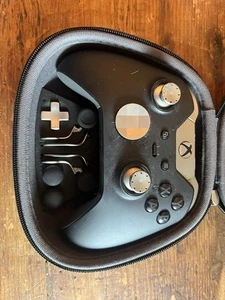 Xbox Elite Series 2 Wireless Controller W/ Hall Effect Joysticks No Cord Read - Picture 1 of 9