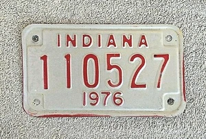 Targa targa moto Indiana 1976 # 110527 scaduta 3 anni - Foto 1 di 5