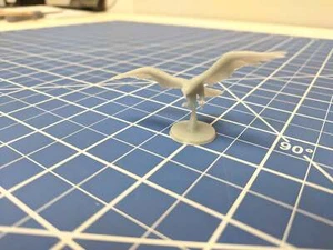 Blood Hawk Mini - DND - Pathfinder - Dungeons & Dragons - RPG - Tabletop - mz425 - Picture 1 of 4