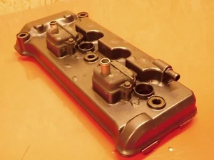 CBR 954 FIREBLADE ZYLINDERKOPFHAUBE 2003 - Bild 1 von 11